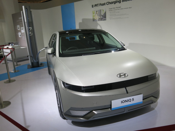 Tak Sekadar Jualan, Hyundai Punya Ekosistem Mobil Listrik Lengkap buat Indonesia