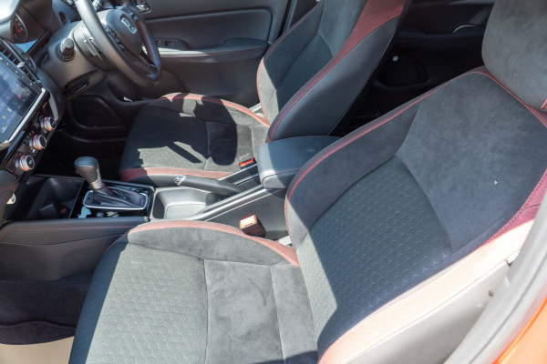 12 Alasan Memilih Honda City Hatchback RS untuk Mobil Harian