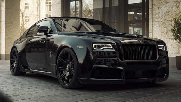 Hadirkan Hantu Hitam, Rolls-Royce Taburi Warna Paling Gelap
