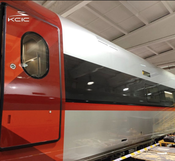Mirip Komodo, Intip Penampakan Perdana Kereta Cepat Jakarta-Bandung