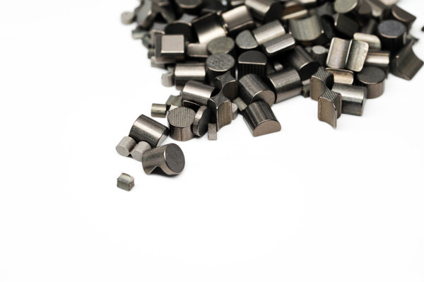 Logam Paling Keras di Dunia, Ada Chromium, Baja, Hingga Titanium
