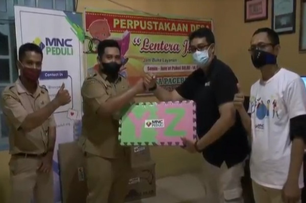 Anak-anak di Pagerdawung Kendal Antusias Menggambar dengan Meja Bantuan MNC Peduli
