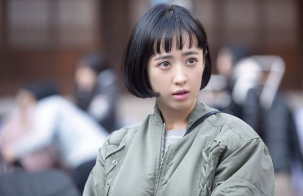 5 Artis Korea Berubah Jelek Demi Peran, Son Ye Jin Jadi Tua Banget