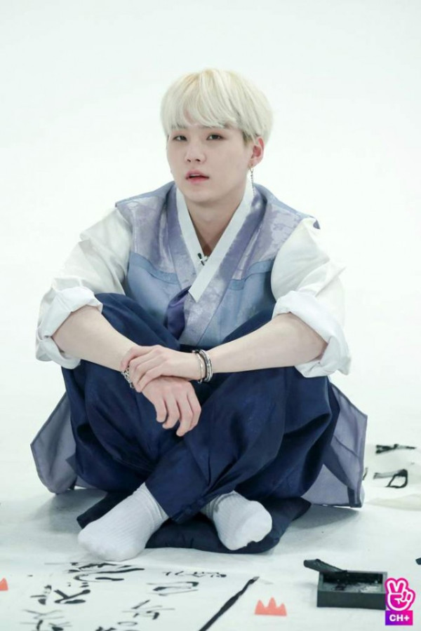 Deretan Idol K-Pop Keturunan Bangsawan, Ada Anggota BTS