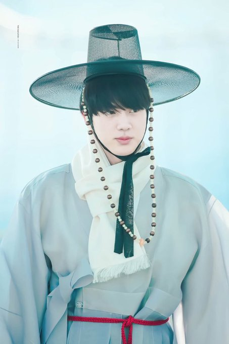 Deretan Idol K-Pop Keturunan Bangsawan, Ada Anggota BTS