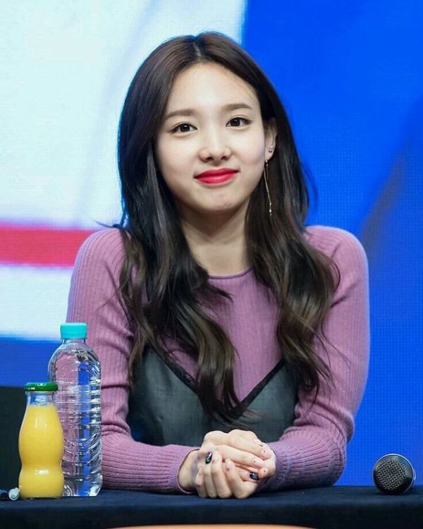Rekomendasi OOTD menurut Zodiak, dari ala Lisa BLACKPINK sampai Maudy Ayunda
