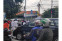 floating-Ratusan Massa Apel Anti...