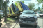 floating-Truk Timpa Minibus di...