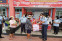 floating-Puluhan Warga Datangi...