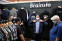 floating-Anies Ajak Warga Borong...