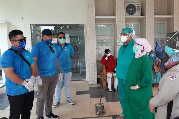 Ibas Salurkan Bantuan...