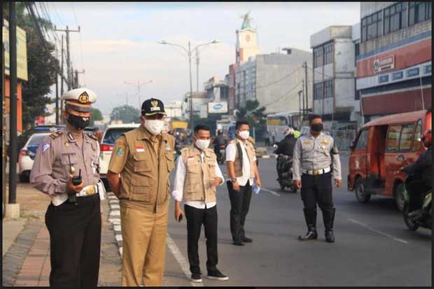 Pemkot Bekasi Gelar...