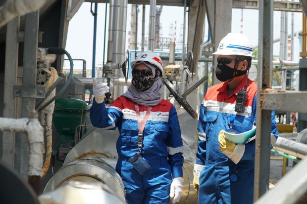 Pertamina RU II Komitmen...