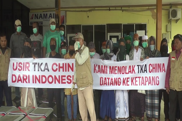 Tolak 52 TKA China,...