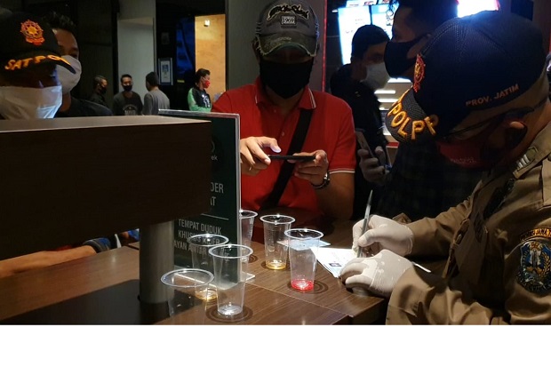 Langgar Jam Malam, Satpol...