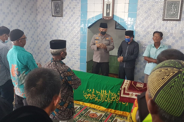 Aksi Brutal Gengster...