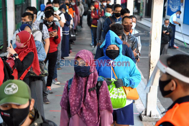 Hingga Malam Ini KRL...