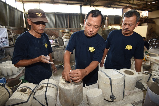 Surveyor Indonesia Berikan...