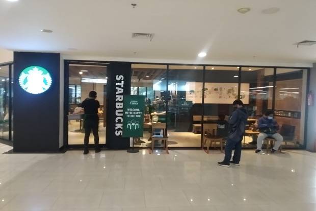 Karyawan Starbucks Intip...