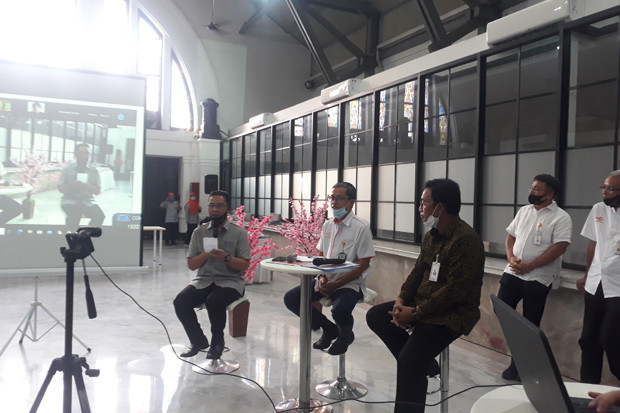 Lewat PT Pos dan Himbara,...