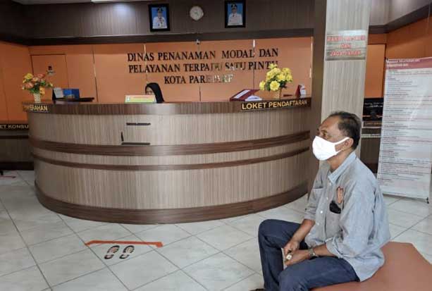 Permudah Perizinan,...