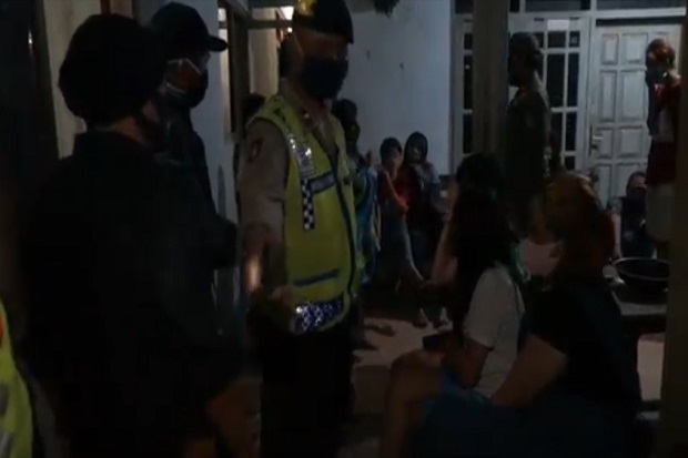 7 Pasangan Remaja Mesum...