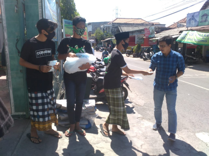 Tri Wani dan Pekik Suporter...