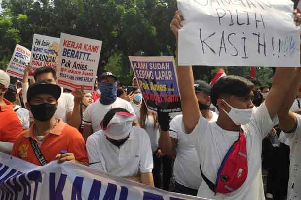 Pekerja Tempat Hiburan...