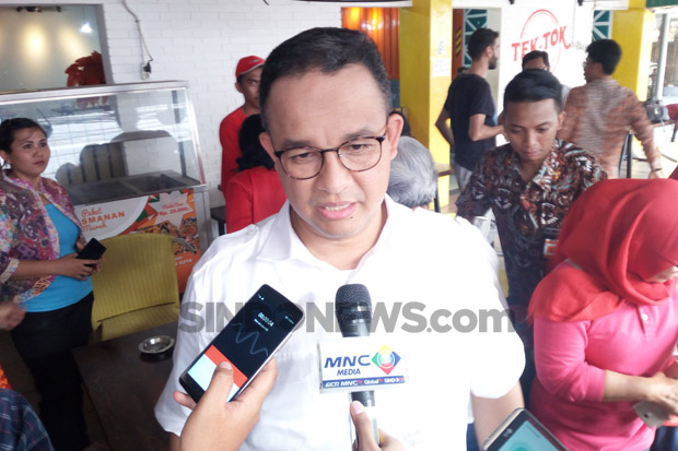 Melayat ke Rumah Duka,...