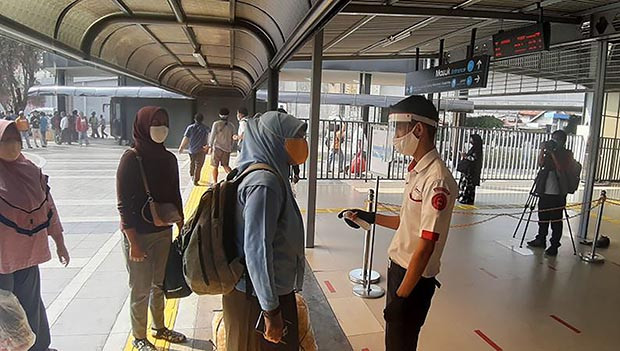 Hari Pertama Akses Tunggal...