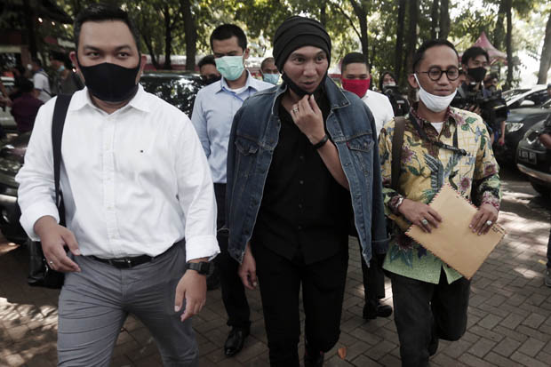 Kasus Dugaan Penyebaran...