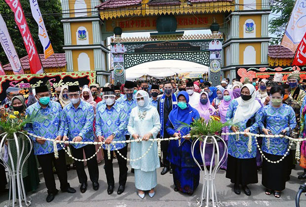 Gubernur Sumut Buka...