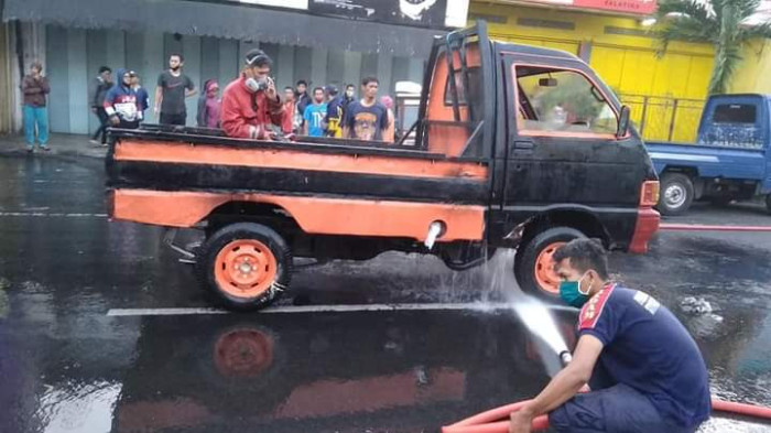 Diduga Korsleting, Daihatsu...