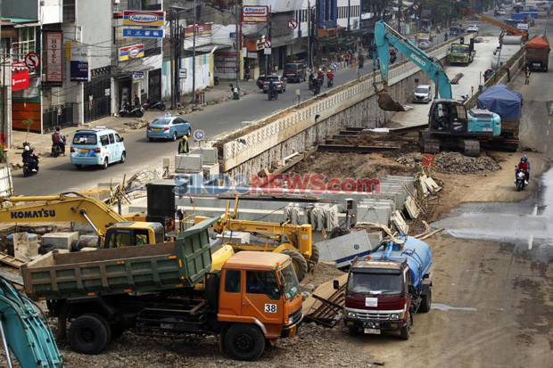 Proyek Underpass Senen...