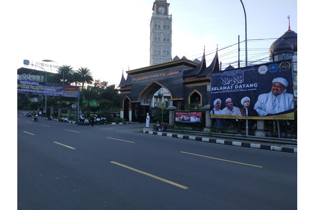 Habib Rizieq Shihab...