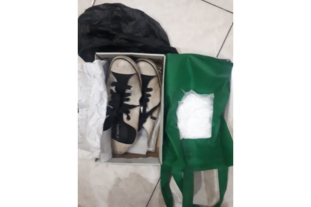 Pesan Paket via Ojek...