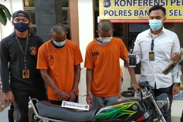 2 Begal Bersenjata Parang...
