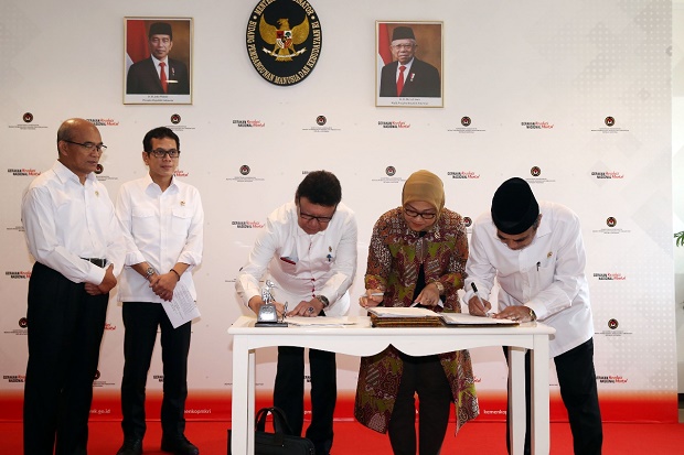 Cuti Bersama Dipangkas,...