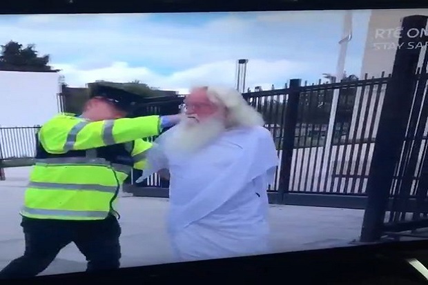 TV Irlandia Minta Maaf...