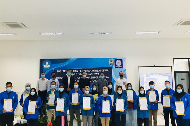 Pemkot Bekasi dan Karawang...