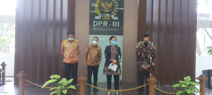Listyo Sigit Prabowo...