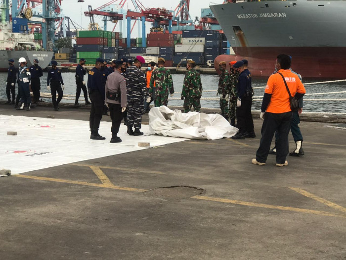 Basarnas Temukan 13...
