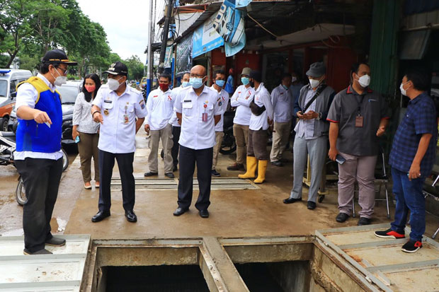 Cek Pompa Asal Yunani,...
