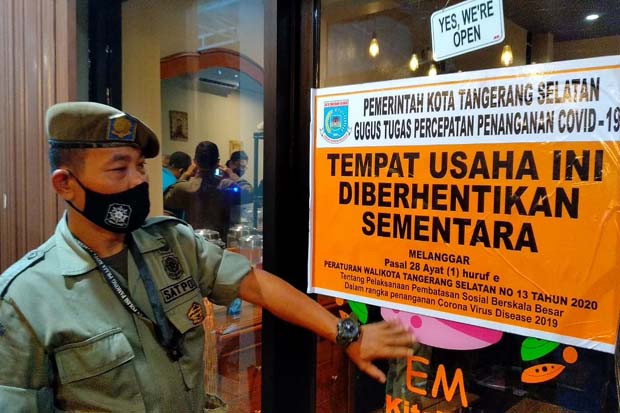 Buka Hingga Pukul 20.00...
