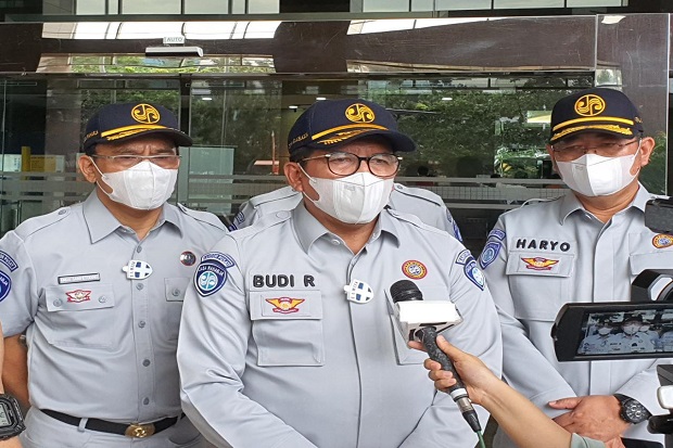 Jasa Raharja Berikan...