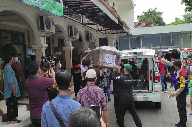 Air Mata Perwira TNI...
