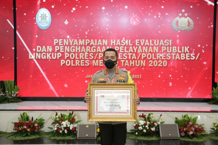 Jadi Contoh se-Indonesia,...