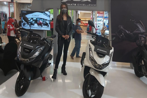 Honda PCX 160 Resmi...