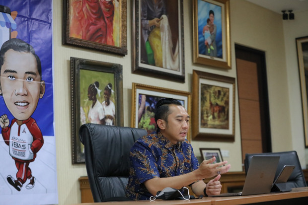 Topang Perekonomian...