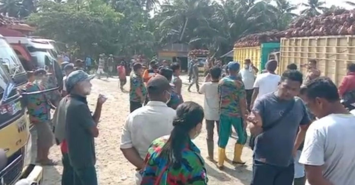 Bentrokan Pecah di Lahan...